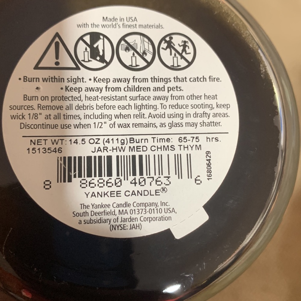 YANKEE CANDLE - Picture 2 of 2